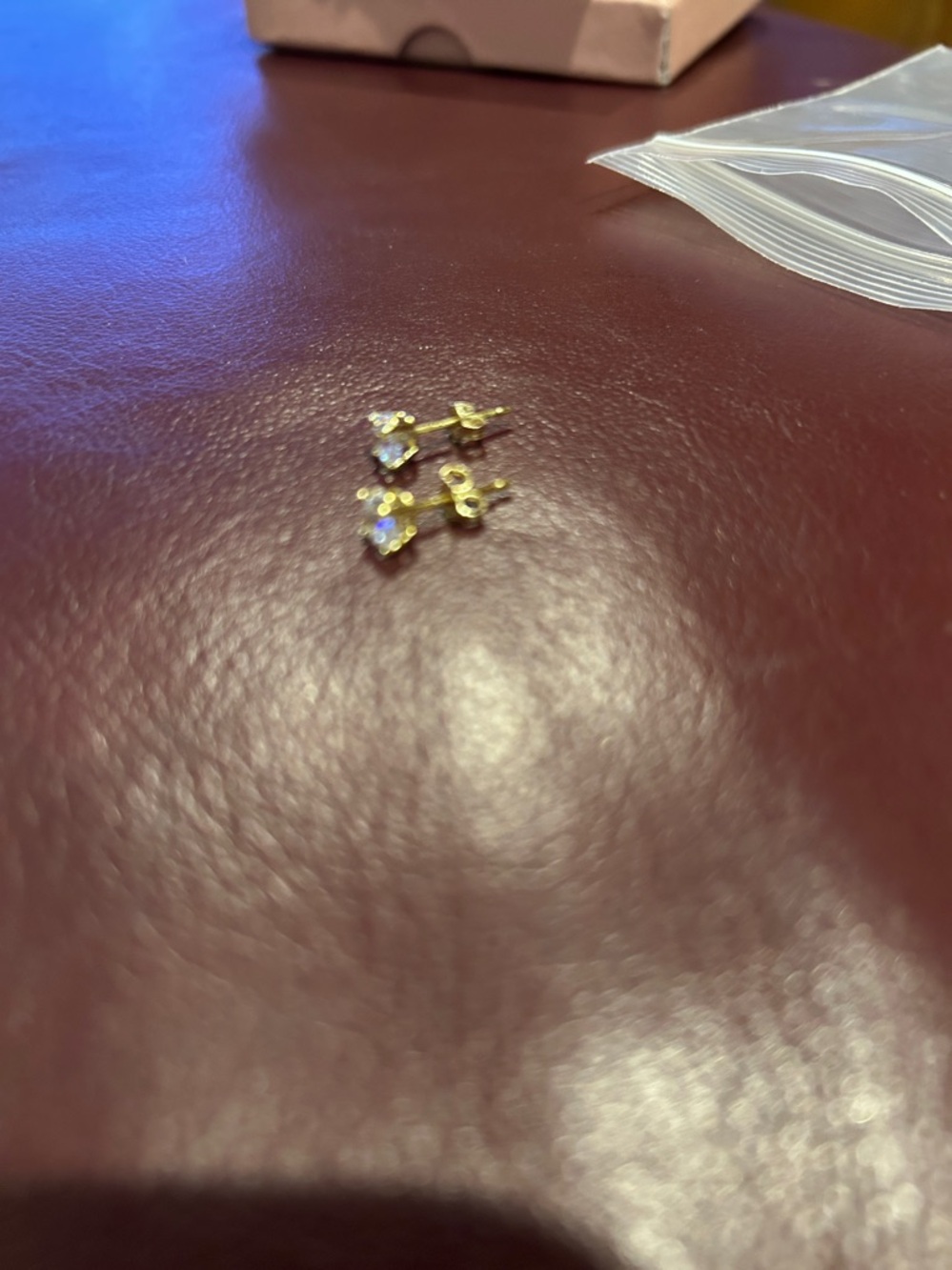 NIB 5MM Elegant Cubic Zirconia & Gold Plating Over 925 Sterling Silver Studs - Picture 7 of 7